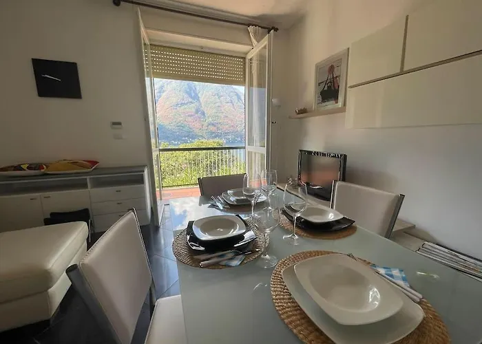 House - View & Solarium Apartment *