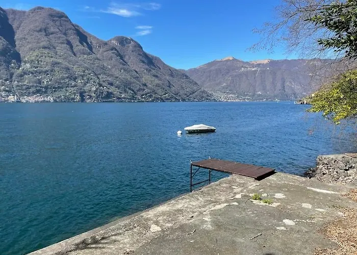 House - View & Solarium *